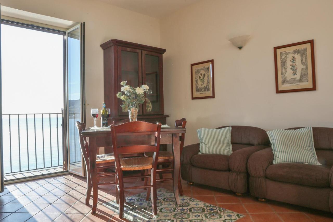 Lavatoio Seaview Apartment เชฟาลู ภายนอก รูปภาพ